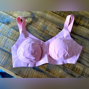 NWOT Knix bra 🩷🤍